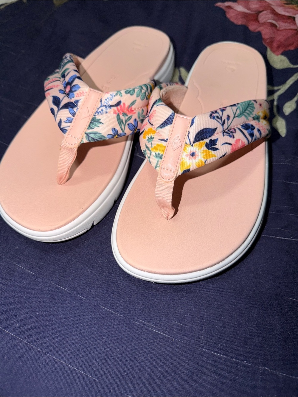 Vera Bradley Pink Floral Cushioned Flip Flops